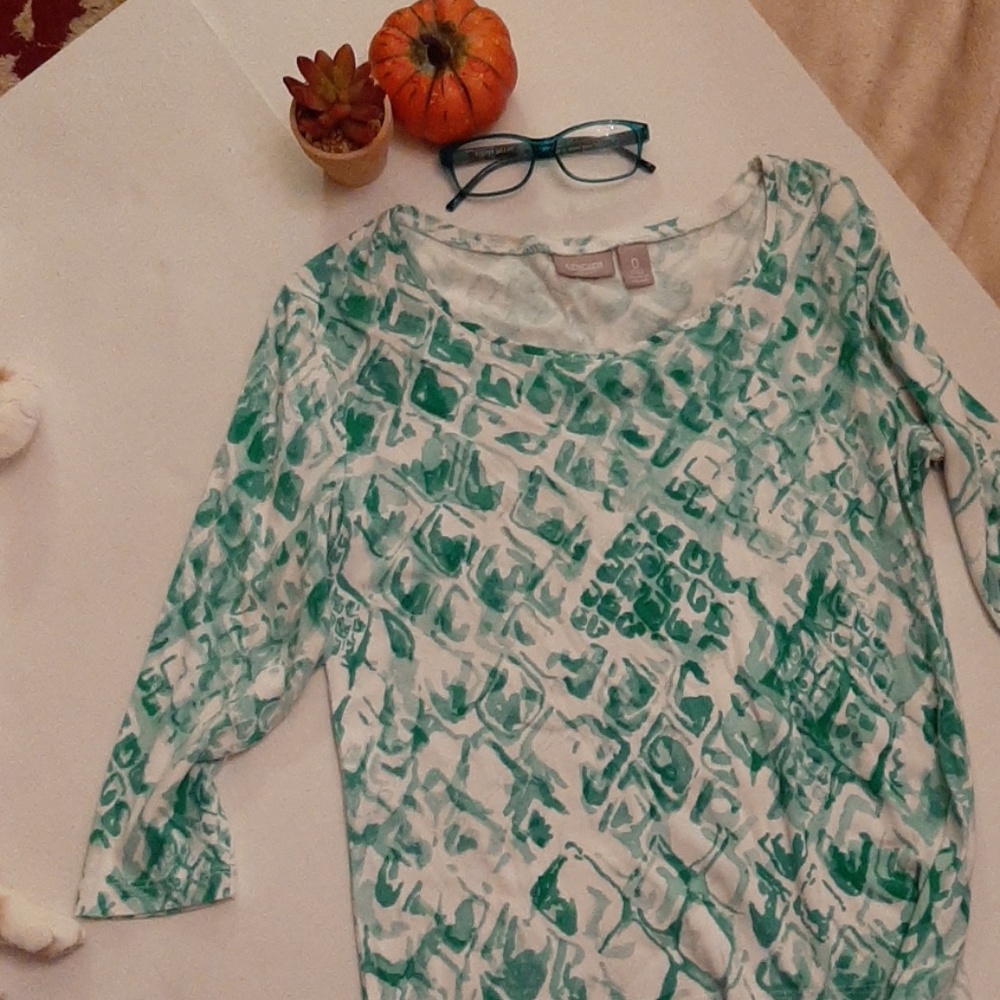 Chico's shirt 0